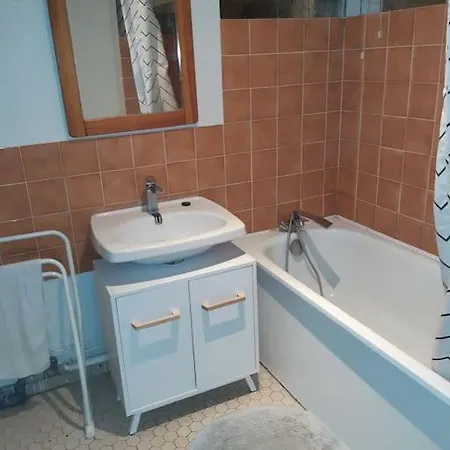 Location T4 85m² 公寓 *